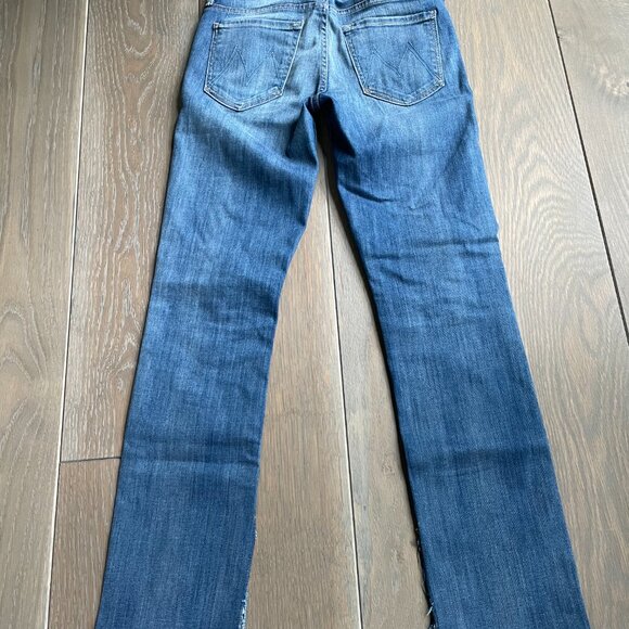 Like New MOTHER Jeans - The Slit Rascal Wash Size 26 - Picture 4 of 6